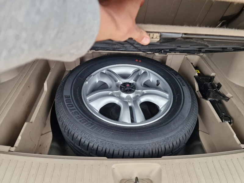 Hyundai Tucson 2.0-140 к.с.-KOJA-MULTMEDIQ-4?4, снимка 13 - Автомобили и джипове - 52311653