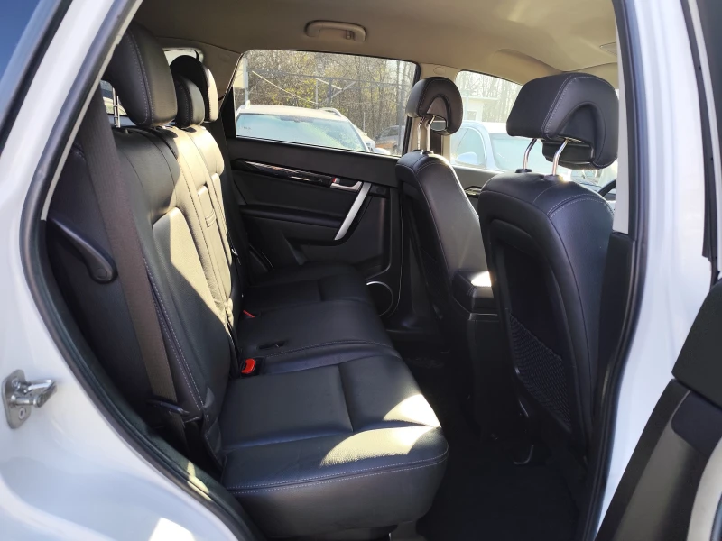 Chevrolet Captiva 2.2CDTi* 4Х4* АВТОМАТИК* 7 МЕСТА* NAVI* КАМЕРА* , снимка 13 - Автомобили и джипове - 52811842