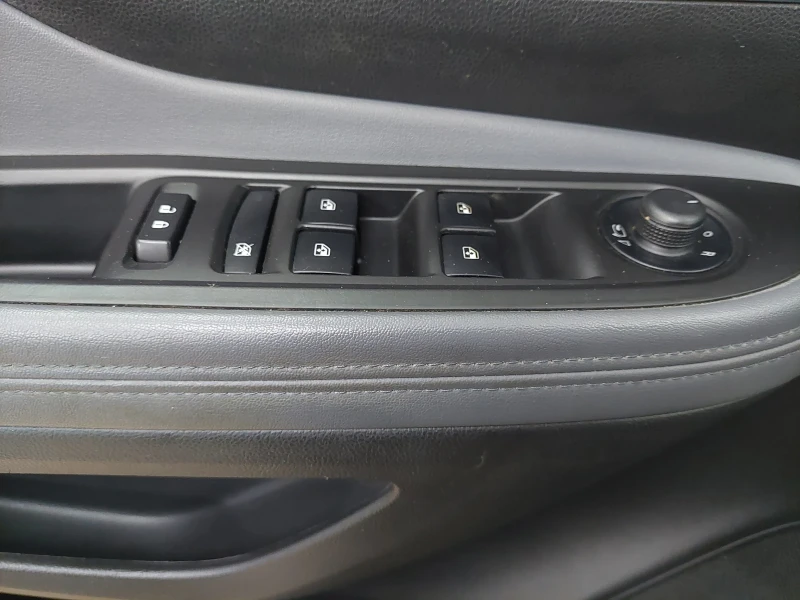 Opel Mokka 1.4 GPL euro- 6, снимка 13 - Автомобили и джипове - 52884220