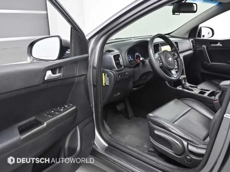 Kia Sportage, снимка 11 - Автомобили и джипове - 52559529