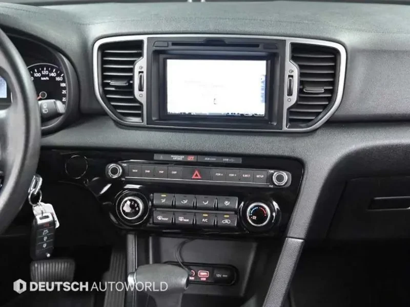 Kia Sportage, снимка 14 - Автомобили и джипове - 52559529