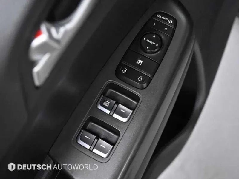 Kia Sportage, снимка 16 - Автомобили и джипове - 52559529