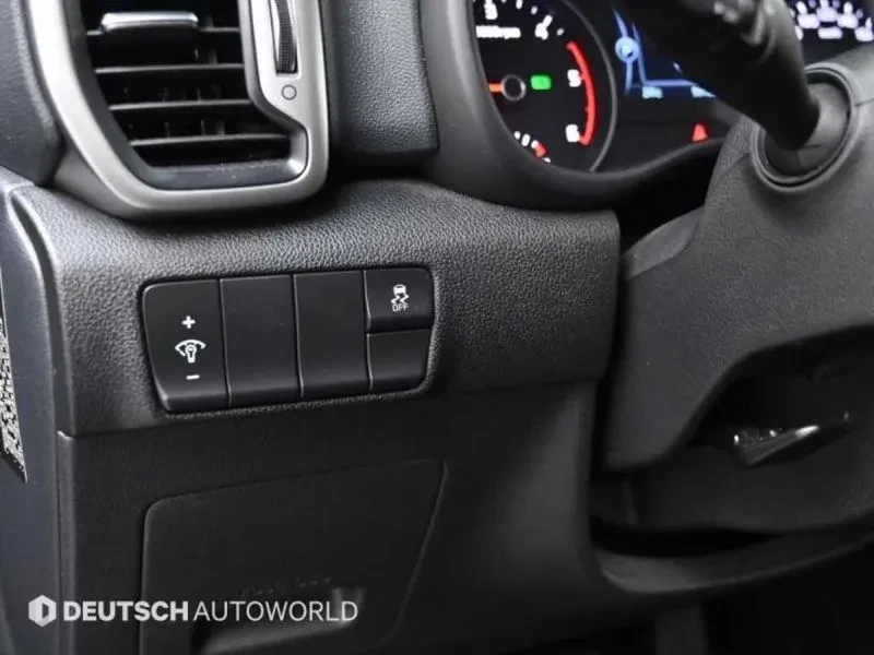 Kia Sportage, снимка 17 - Автомобили и джипове - 52559529