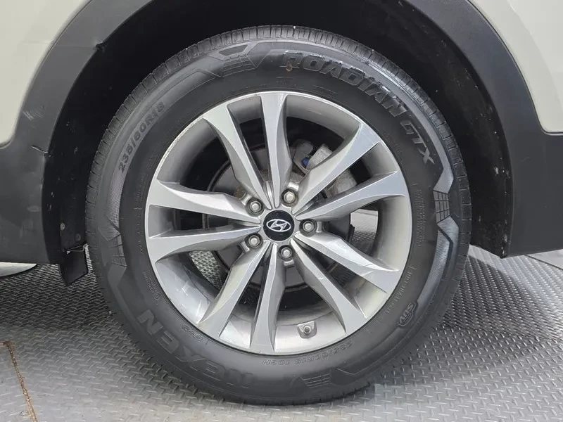 Hyundai Santa fe 2.0, снимка 5 - Автомобили и джипове - 54872466