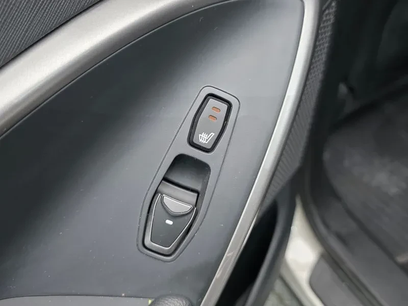 Hyundai Santa fe 2.0, снимка 17 - Автомобили и джипове - 54872466