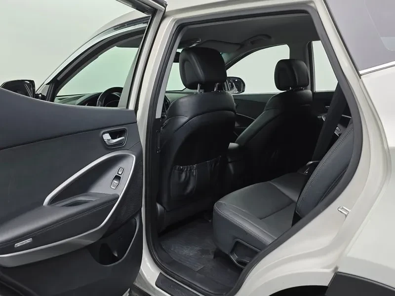 Hyundai Santa fe 2.0, снимка 16 - Автомобили и джипове - 54872466