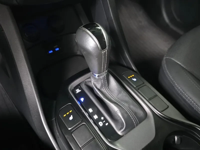 Hyundai Santa fe 2.0, снимка 9 - Автомобили и джипове - 54872466