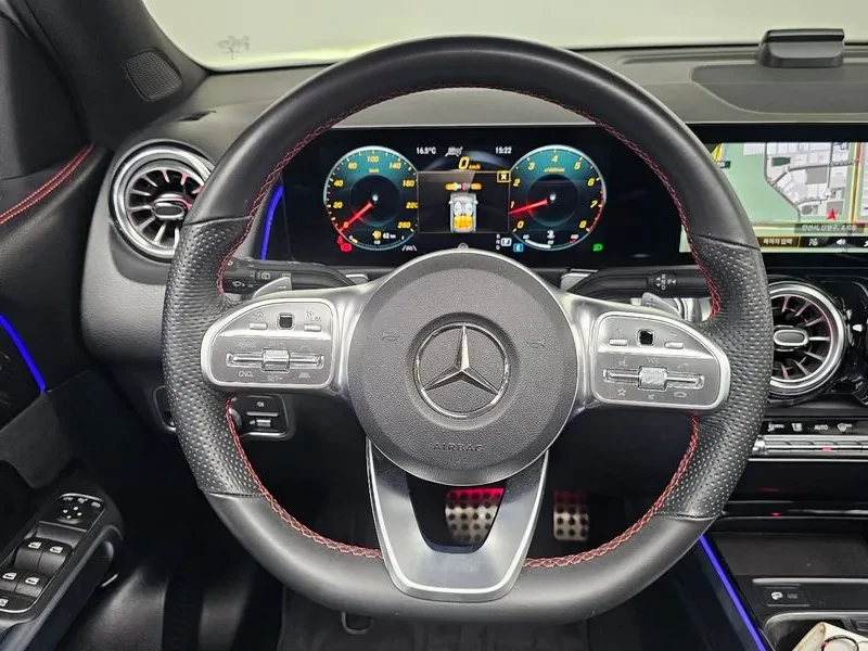 Mercedes-Benz GLB 250 4MATIC, снимка 13 - Автомобили и джипове - 55010360