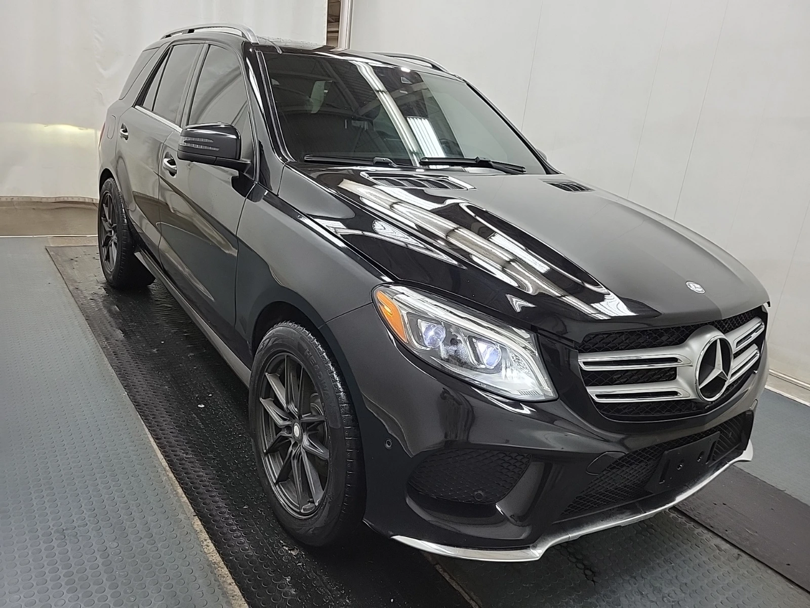 Mercedes-Benz GLE 350 * CARFAX * БЕЗ ПЪРВОНАЧАЛНА ВНОСКА, снимка 1