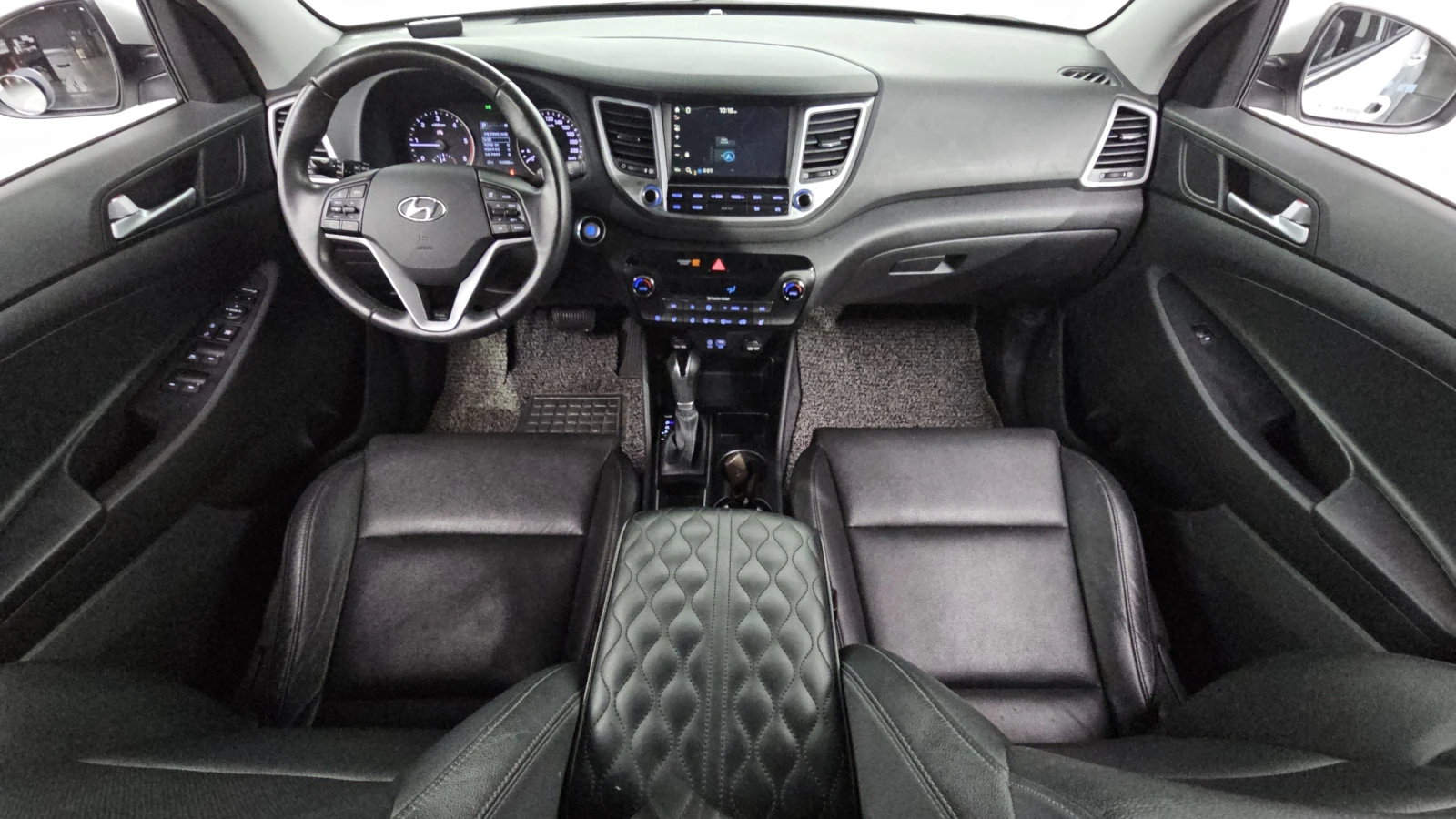 Hyundai Tucson 2.0 4WD MODERN - изображение 6