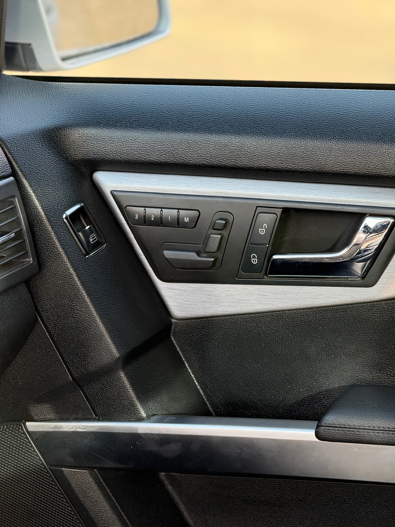 Mercedes-Benz GLK 350I ГАЗОВ ИНЖЕНЦИОН ТОП СЪСТОЯНИЕ  - изображение 8