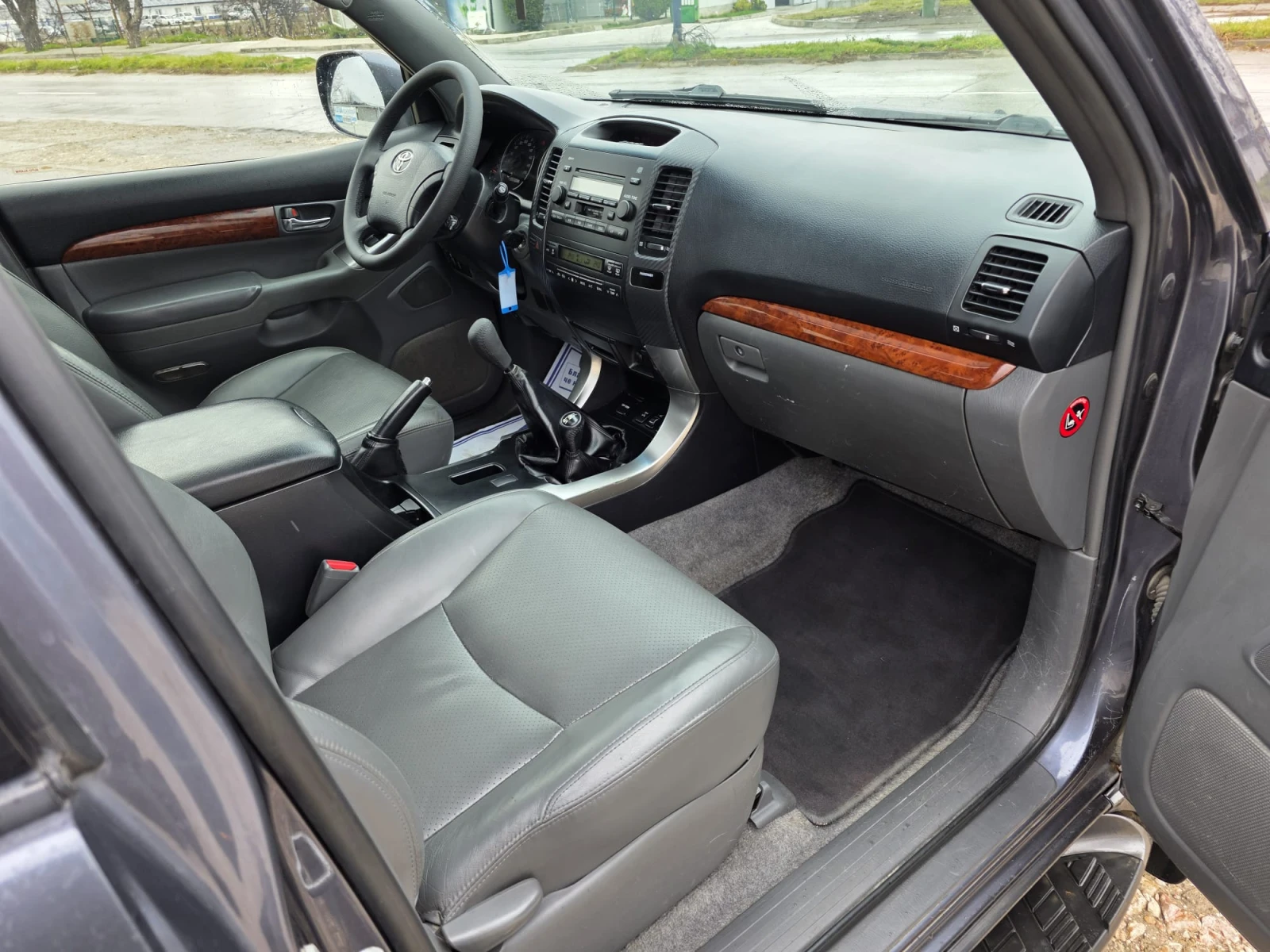 Toyota Land cruiser 3.0 d4d/173 к.с./ 6 скорости, снимка 12 - Автомобили и джипове - 53891213