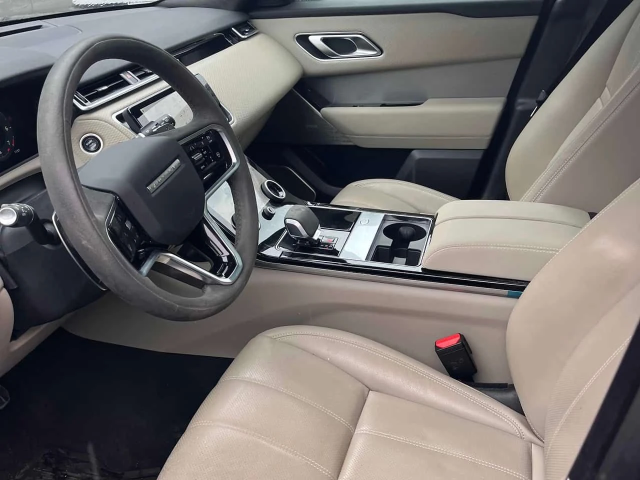 Land Rover Range Rover Velar * HST * PANO* KEYLESS* ПОДГРЕВ* , снимка 5 - Автомобили и джипове - 53921586