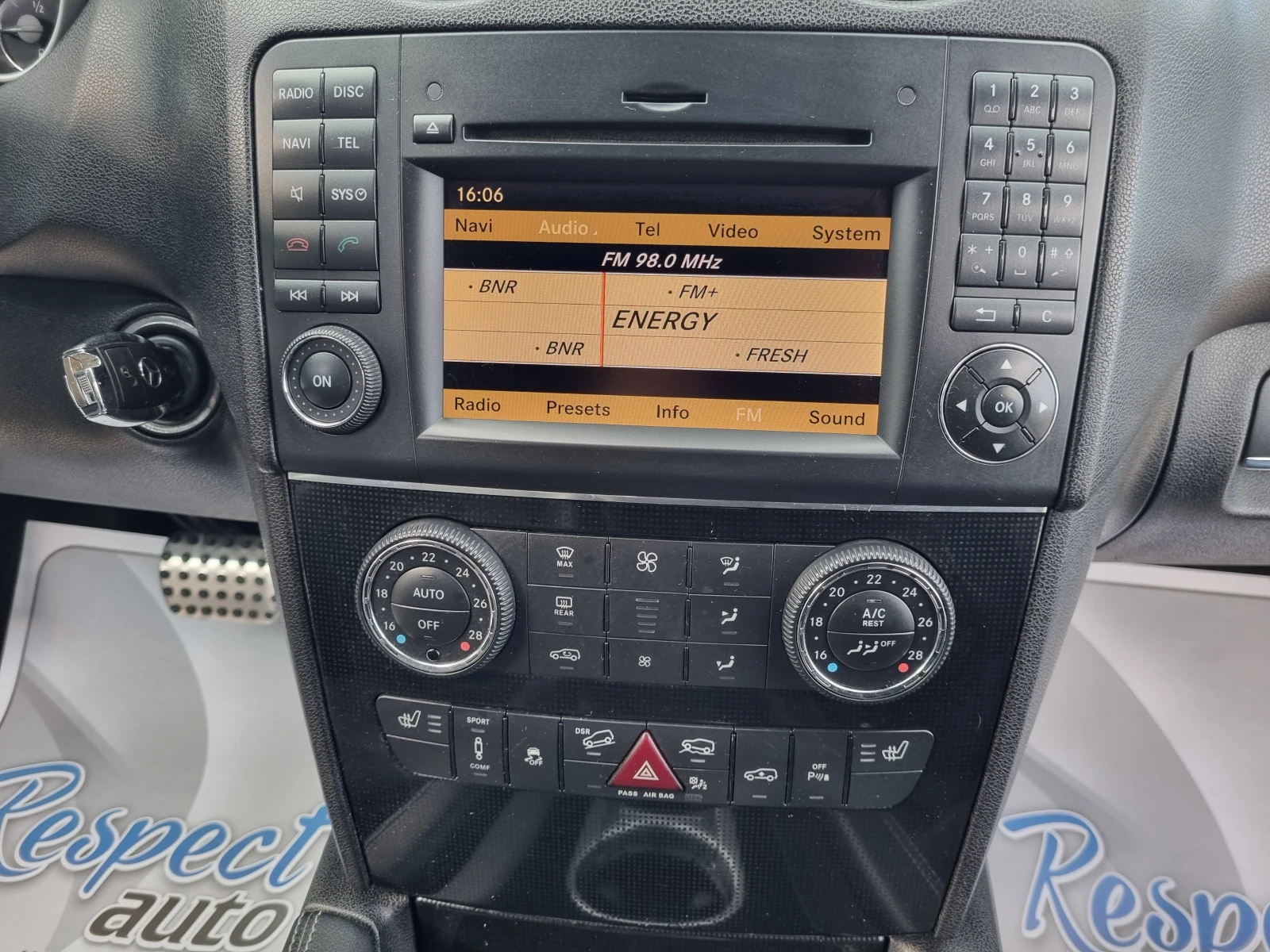 Mercedes-Benz ML 350 CDi-FACELIFT= 231ps= 4 MATIC= КАТО НОВ, снимка 12 - Автомобили и джипове - 53976233