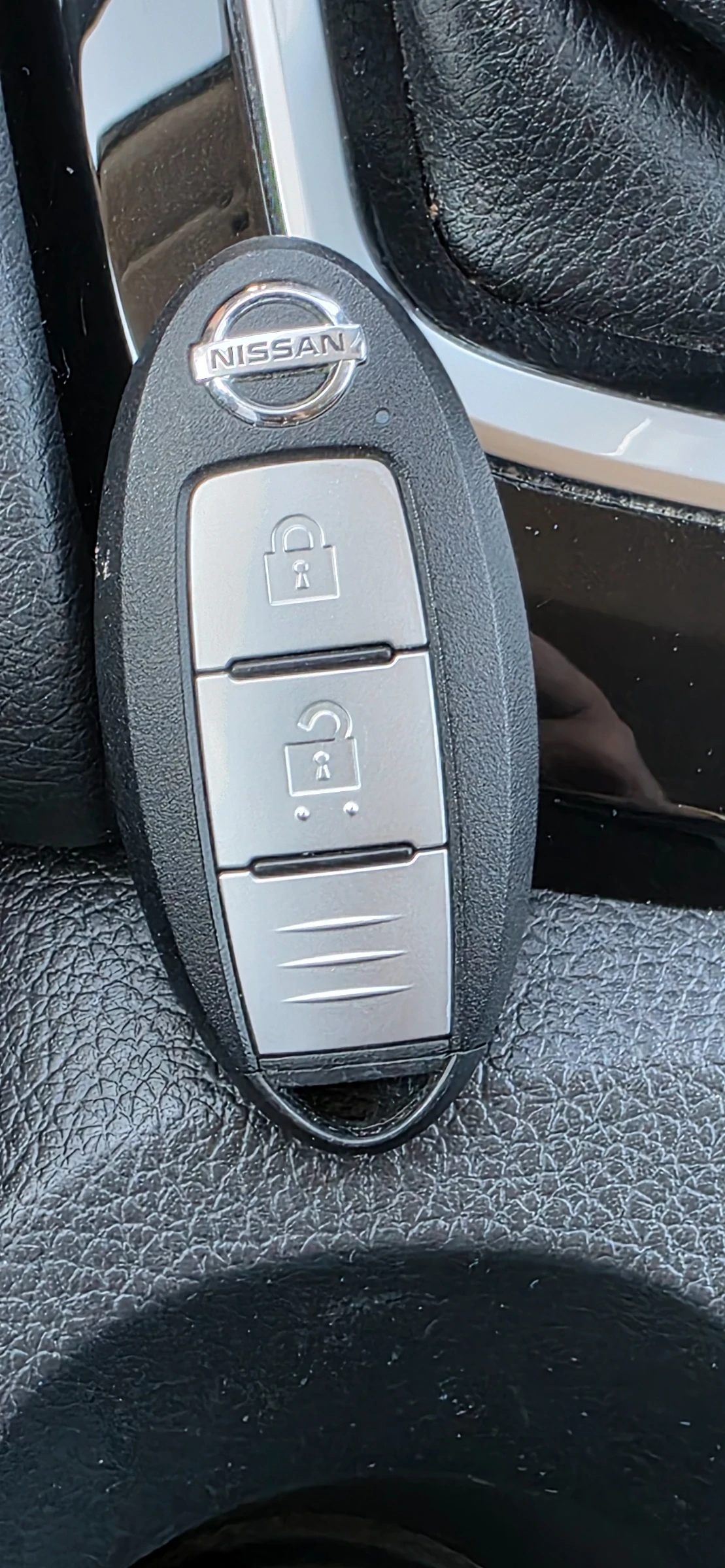 Nissan Qashqai, снимка 11 - Автомобили и джипове - 55751755