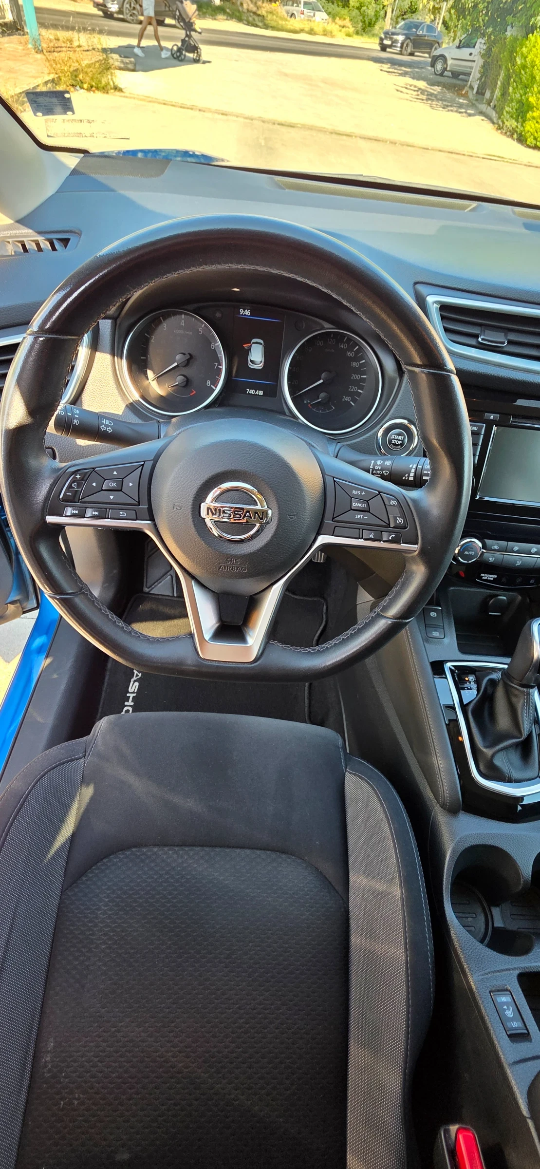 Nissan Qashqai, снимка 8 - Автомобили и джипове - 55751755