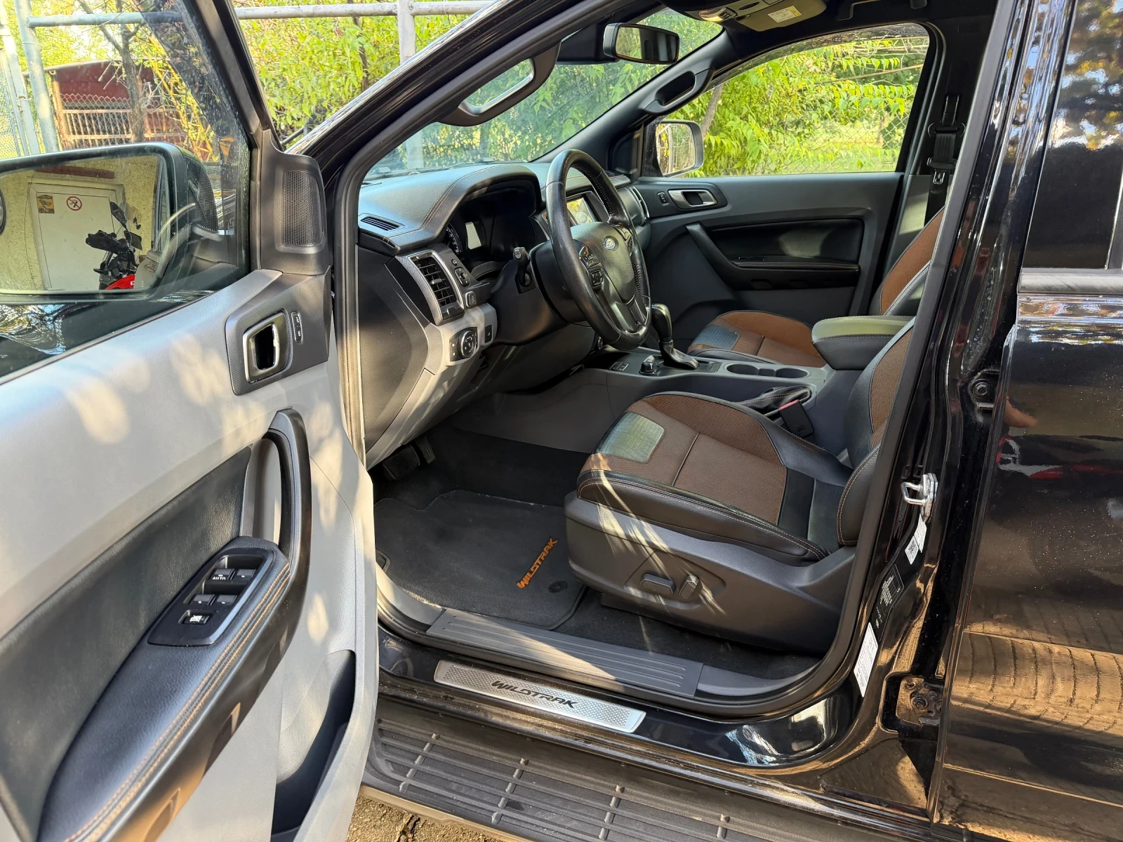Ford Ranger 3.2 tdci Wildtrak, снимка 6 - Автомобили и джипове - 56246449