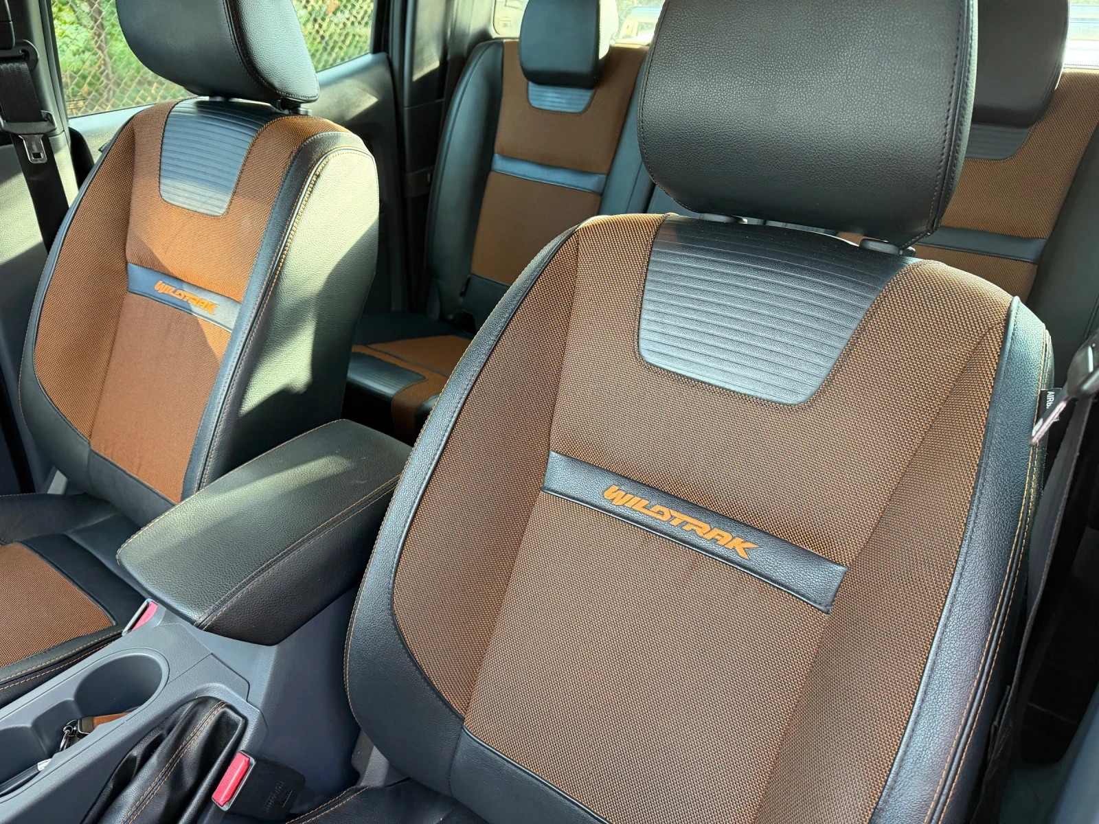 Ford Ranger 3.2 tdci Wildtrak, снимка 8 - Автомобили и джипове - 56246449
