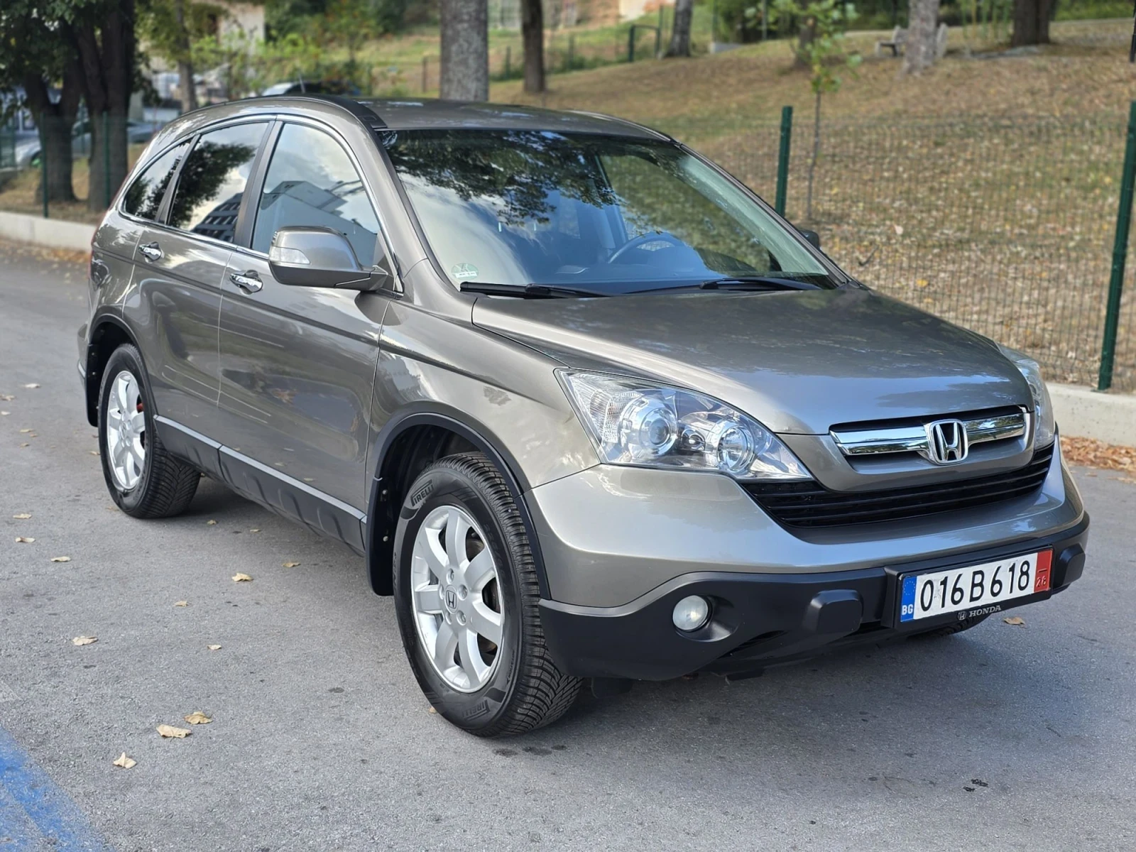 Honda Cr-v 2.0i  , снимка 2 - Автомобили и джипове - 56347467