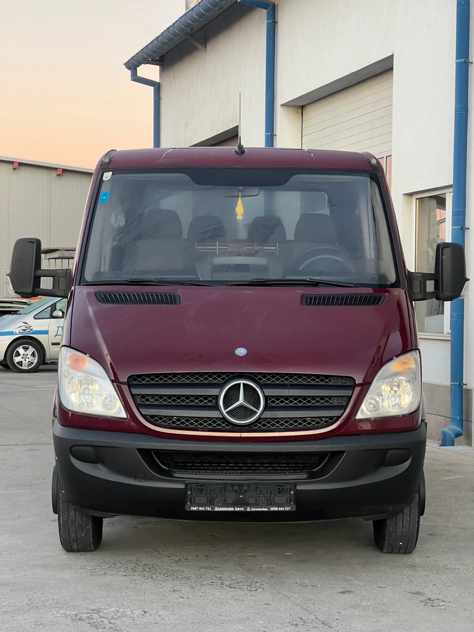 Mercedes-Benz Sprinter 516 Б-категория / Двойна гума / Климатроник - изображение 2