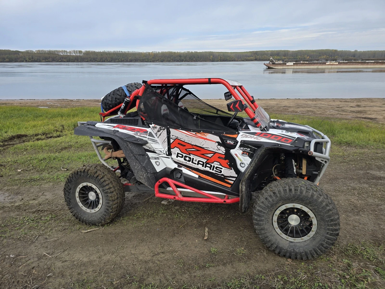 Polaris RZR 1000 XP - изображение 4