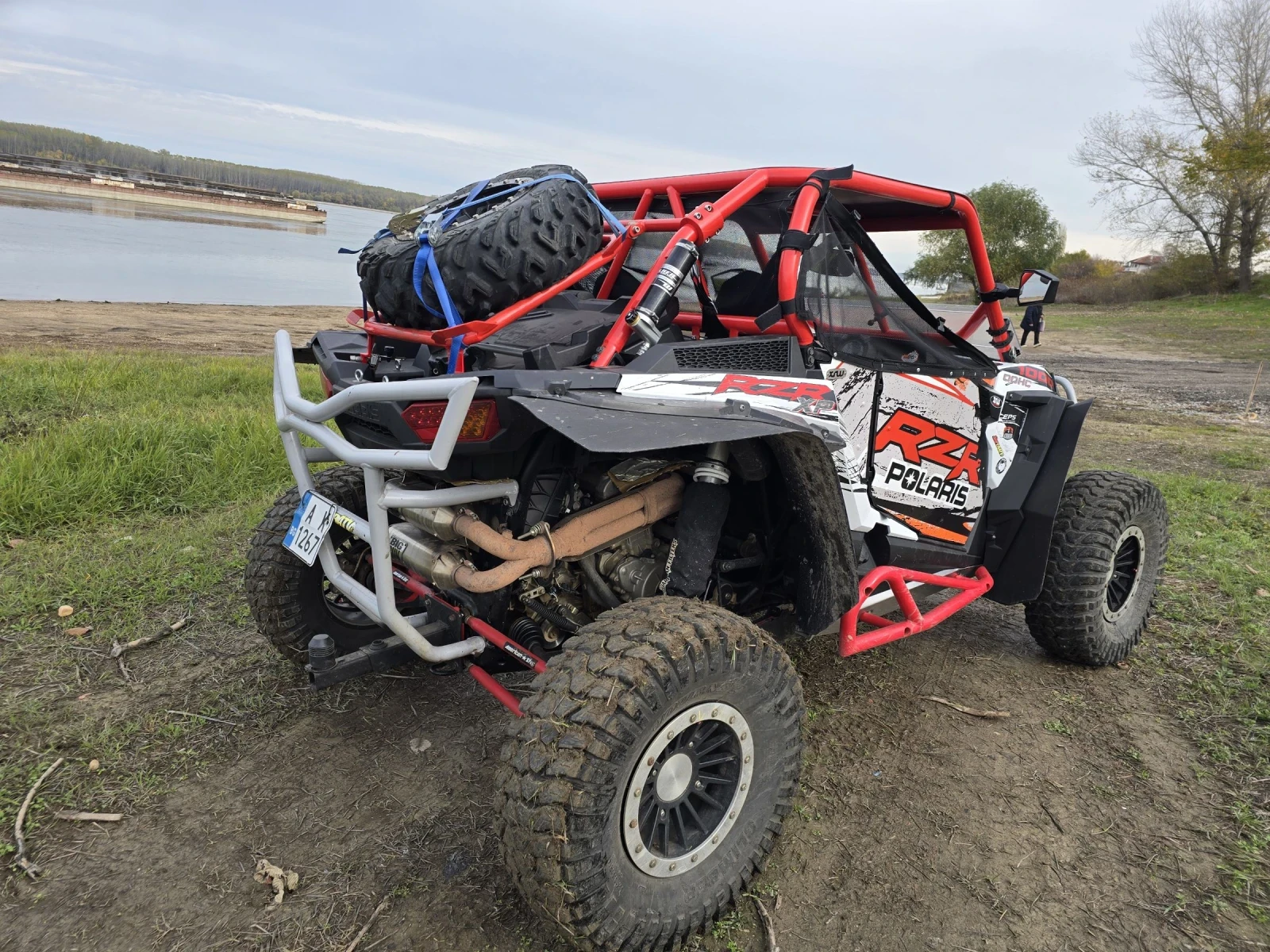 Polaris RZR 1000 XP - изображение 3