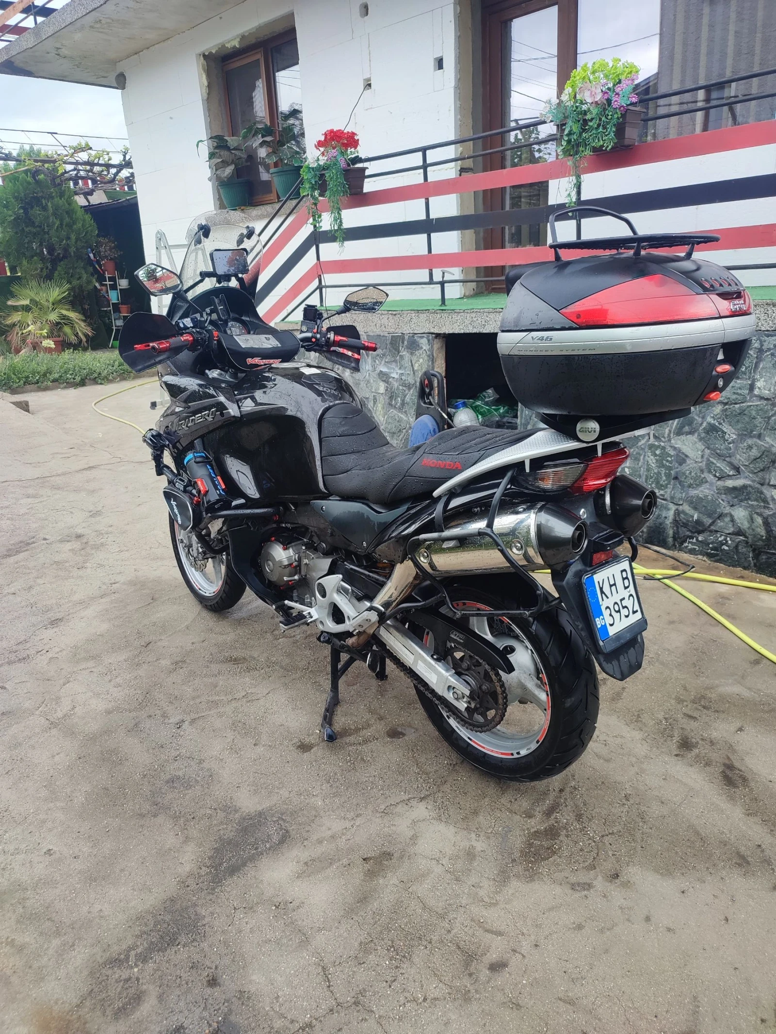Honda Varadero 1000, снимка 2 - Мотоциклети и мототехника - 55240982