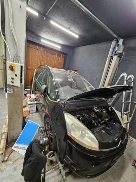 Ситроен Ц4 Гранд Пикасо на части 