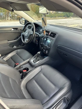 VW Jetta 2.5 LPG  | Mobile.bg    11