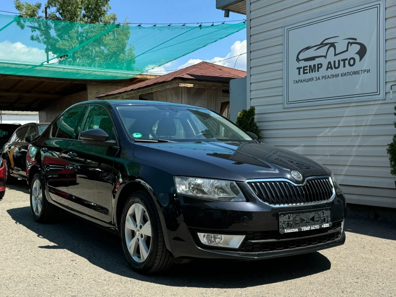 Skoda Octavia 2.0TDI* 150к.с* СЕРВИЗНА КНИЖКА С ПЪЛНА ИСТОРИЯ , снимка 3 - Автомобили и джипове - 46845562