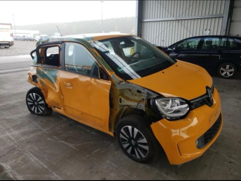 Renault Twingo Electric, снимка 1 - Автомобили и джипове - 48295913