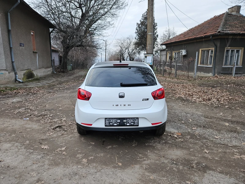 Seat Ibiza 1.2i, снимка 9 - Автомобили и джипове - 48417332