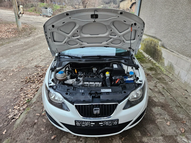 Seat Ibiza 1.2i, снимка 16 - Автомобили и джипове - 48417332