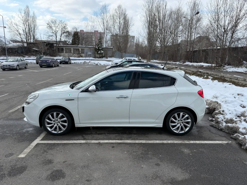 Alfa Romeo Giulietta 1.4 ТВ 120 кс, снимка 3 - Автомобили и джипове - 49197849