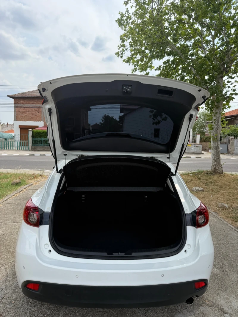 Mazda 3 1.5 BENZIN AUSTRIA, снимка 11 - Автомобили и джипове - 51274458