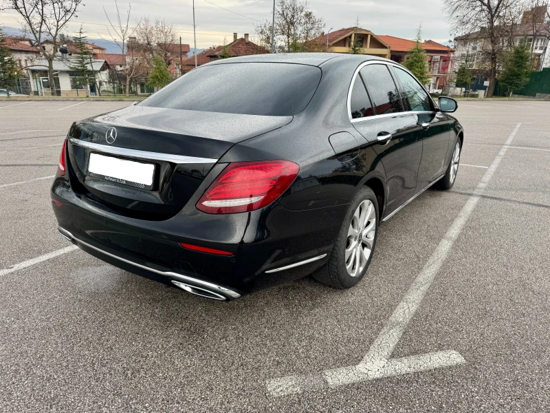 Mercedes-Benz E 220 CDI 4Matic Digital FULL, снимка 5 - Автомобили и джипове - 52532032