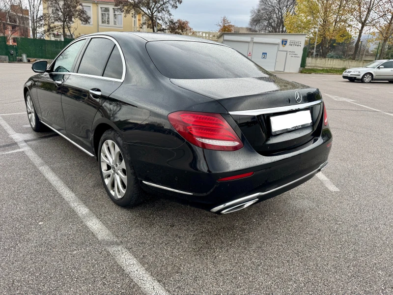Mercedes-Benz E 220 CDI 4Matic Digital FULL, снимка 7 - Автомобили и джипове - 52532032