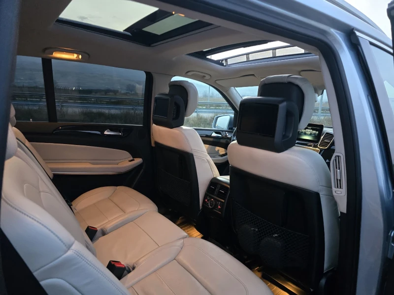 Mercedes-Benz GLS 500 AMG/PREMIUM/FULL, снимка 12 - Автомобили и джипове - 52685488