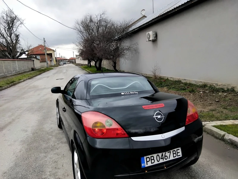 Opel Tigra 1.4i.80k+ КЛИМА. ВЕРИГА. МОТОР. 2005г, снимка 5 - Автомобили и джипове - 53182038