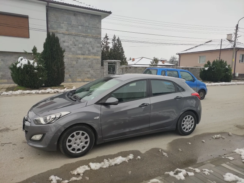 Hyundai I30 1.4 като нов всичко платено, снимка 4 - Автомобили и джипове - 53377180