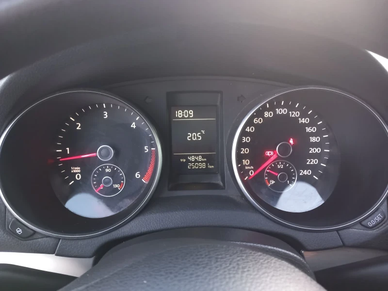 VW Golf 1.6TDI evro5 - 6600 лв. - 60519204 | Car24.bg