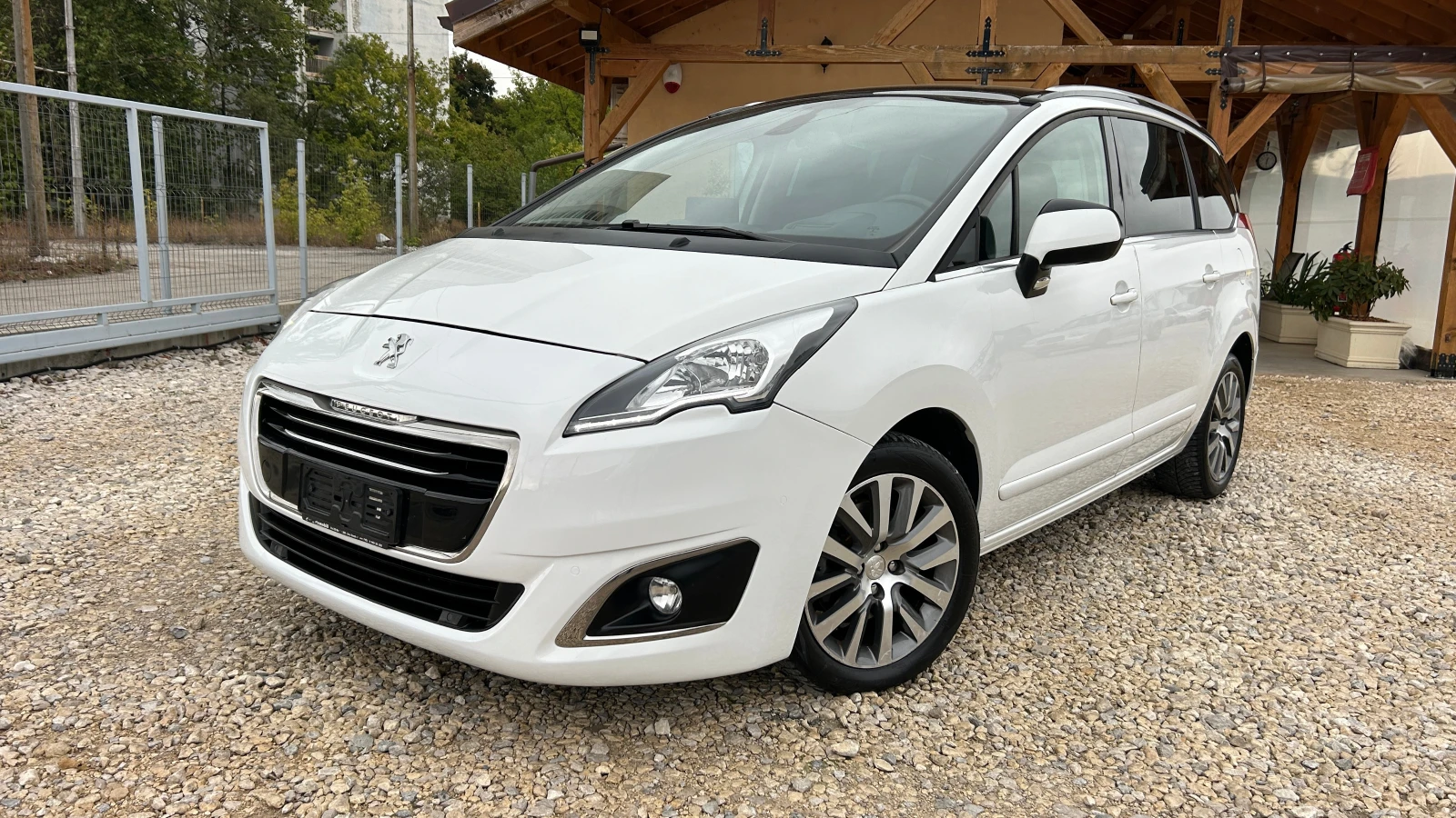 Peugeot 5008 2.0HDI-163к.с.-7места-NAVI-ПАНОРАМА-EURO 5B-ИТАЛИЯ - изображение 2