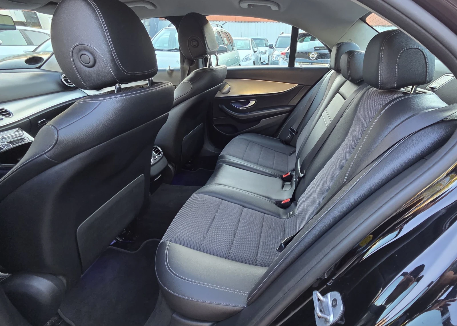 Mercedes-Benz E 220 9G/Digital/Ambient/Burmaister/360' - изображение 9