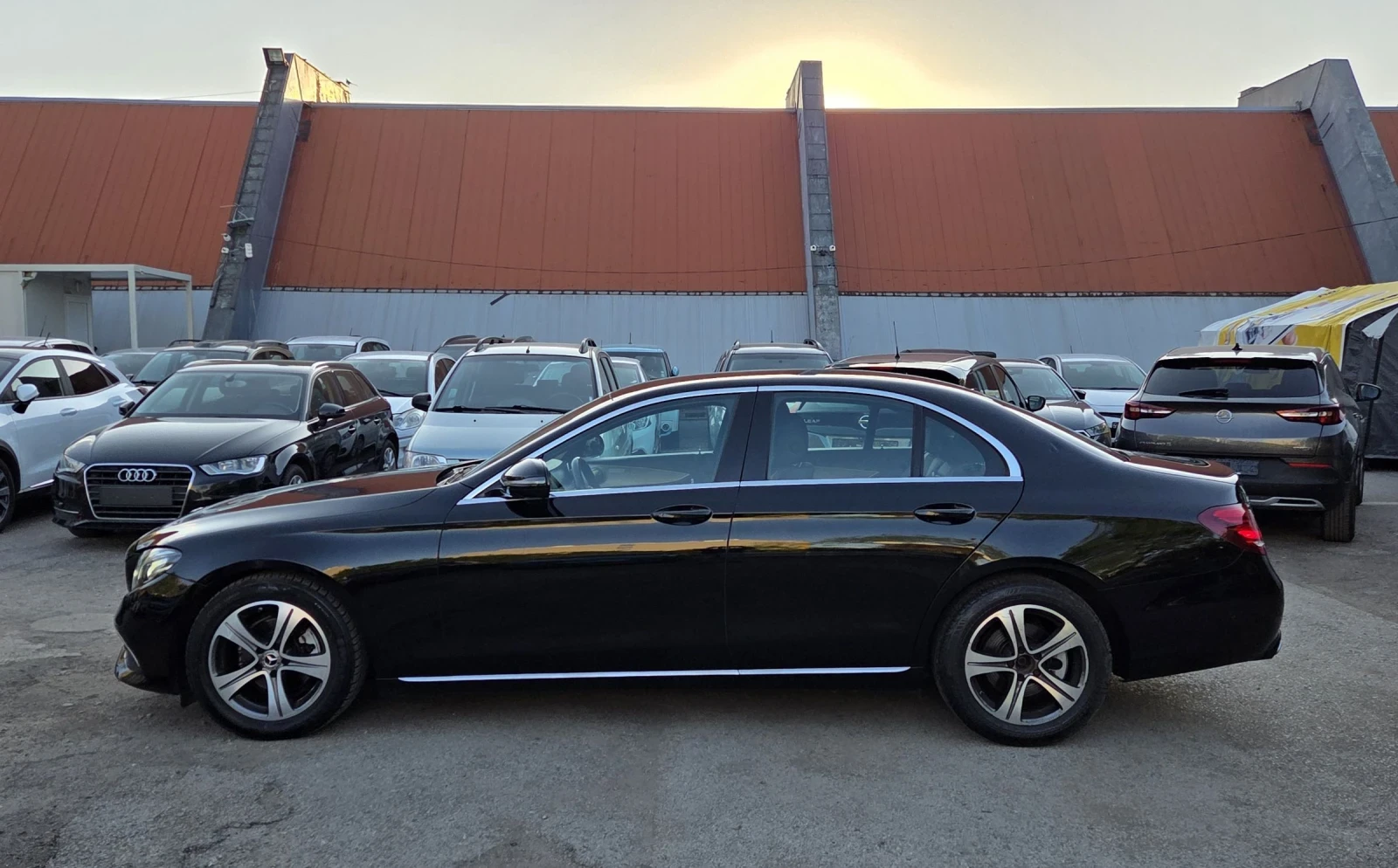 Mercedes-Benz E 220 9G/Digital/Ambient/Burmaister/360' - изображение 6
