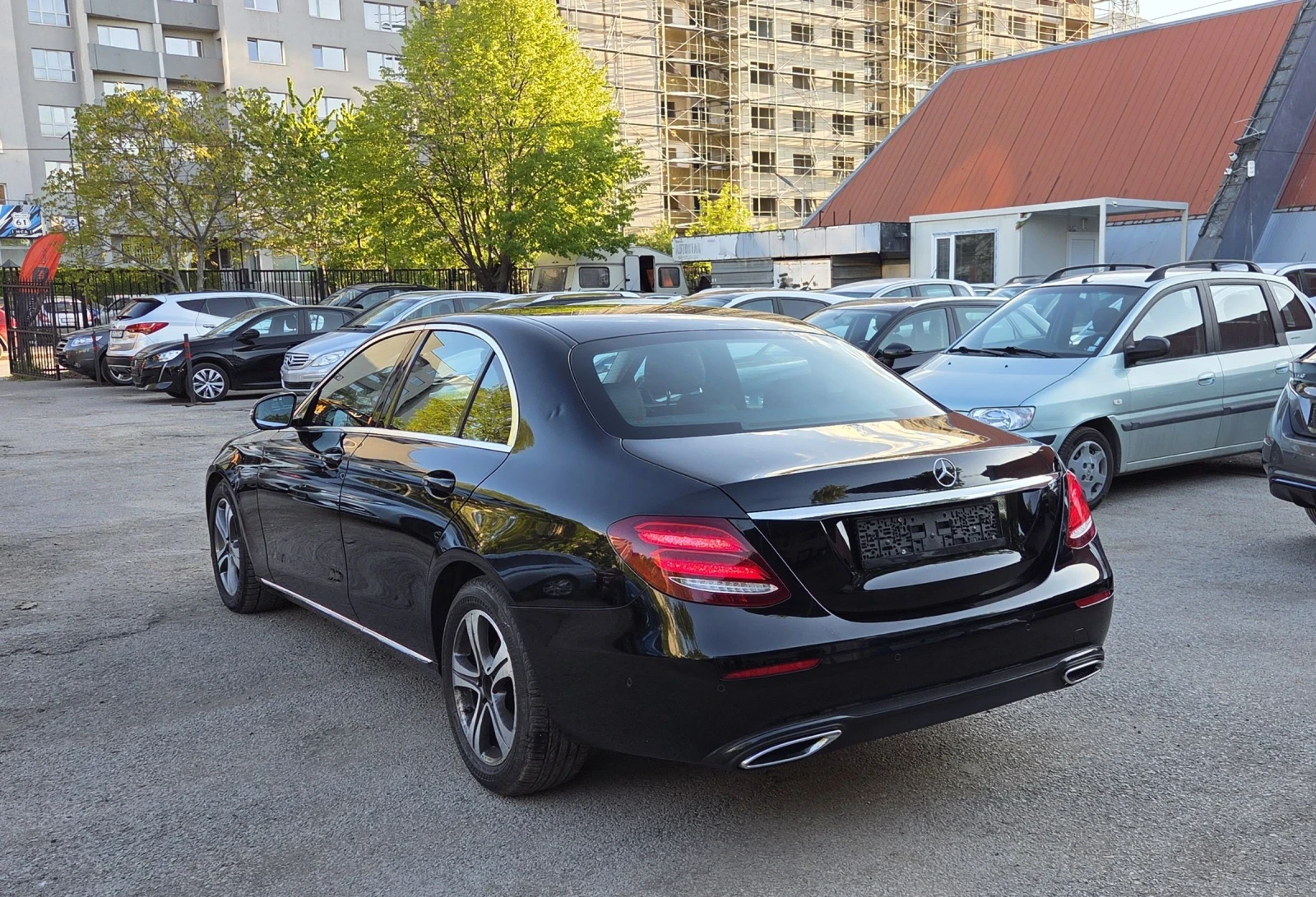 Mercedes-Benz E 220 9G/Digital/Ambient/Burmaister/360' - изображение 5