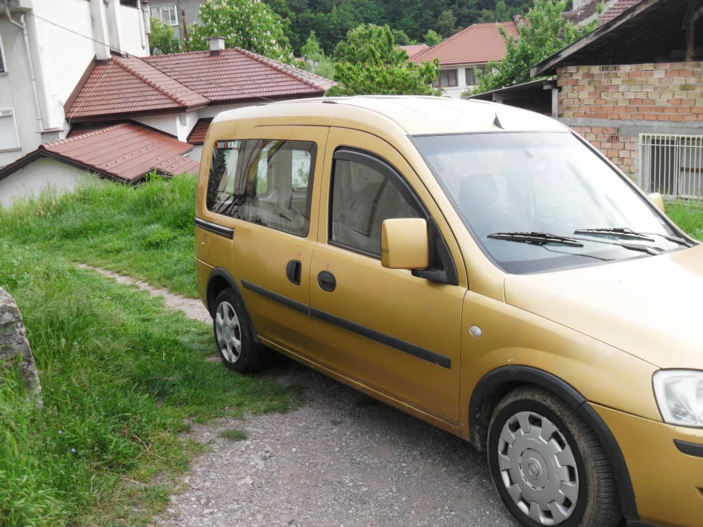 Opel Combo  - изображение 2