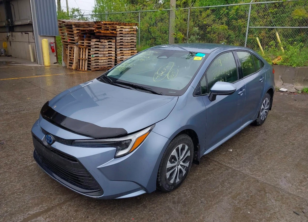 Toyota Corolla HYBRID - изображение 3