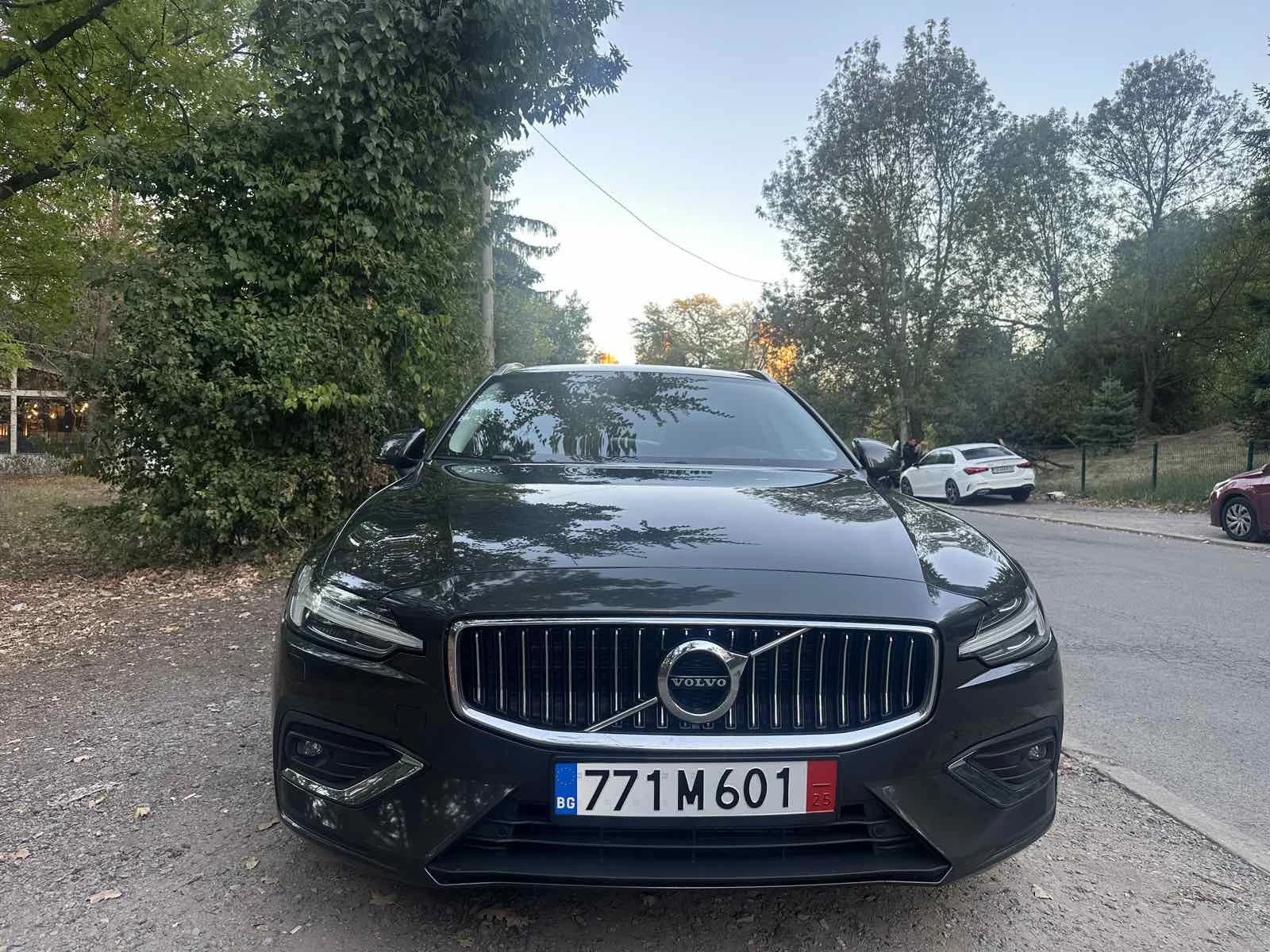 Volvo V60 Inscription B4 MHEV Harman Kardon * ПРОМО ЦЕНА*  - изображение 2