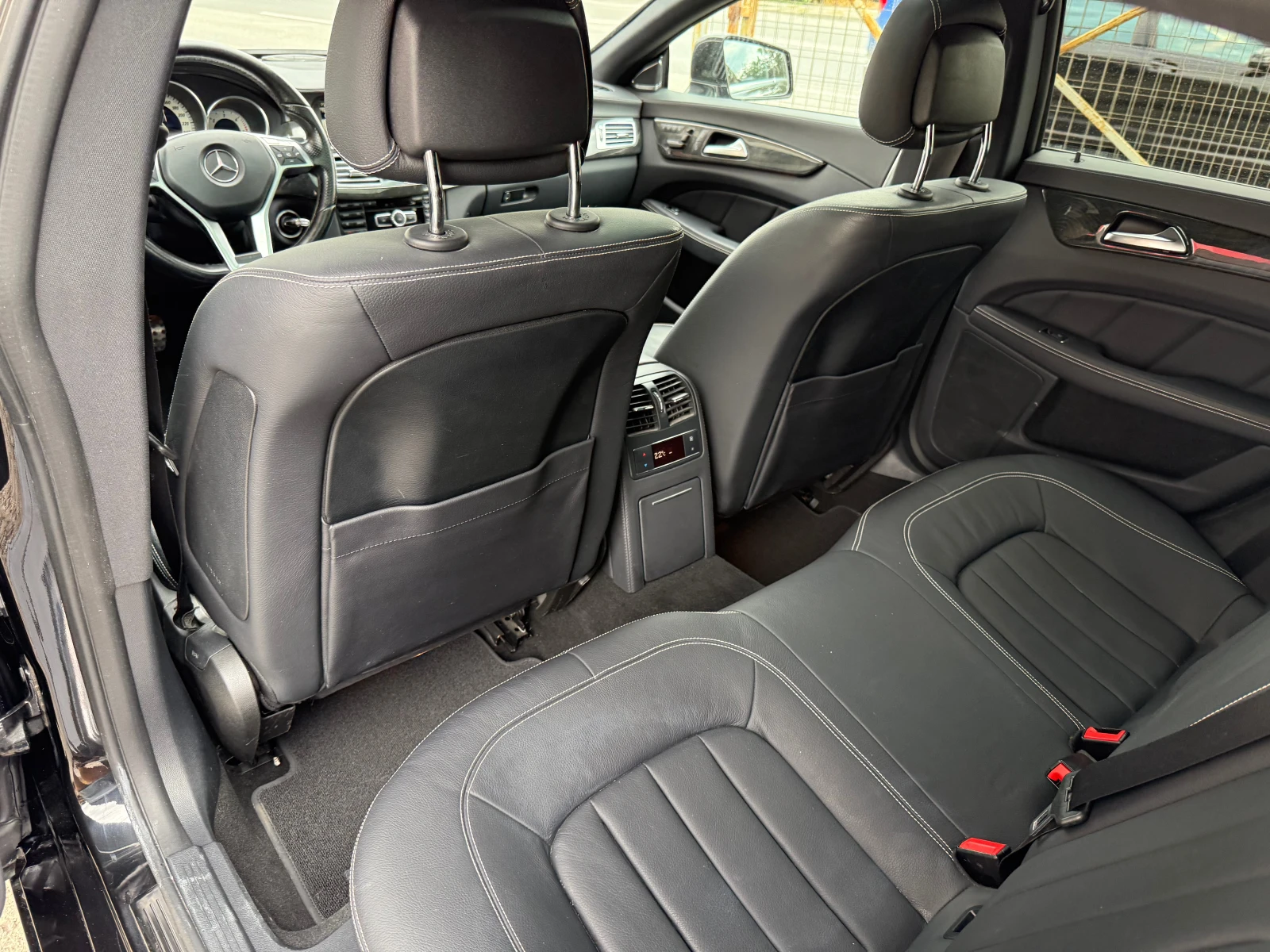 Mercedes-Benz CLS 350 4matic SB AMG-line   KEYLESS SWISS | Mobile.bg   11