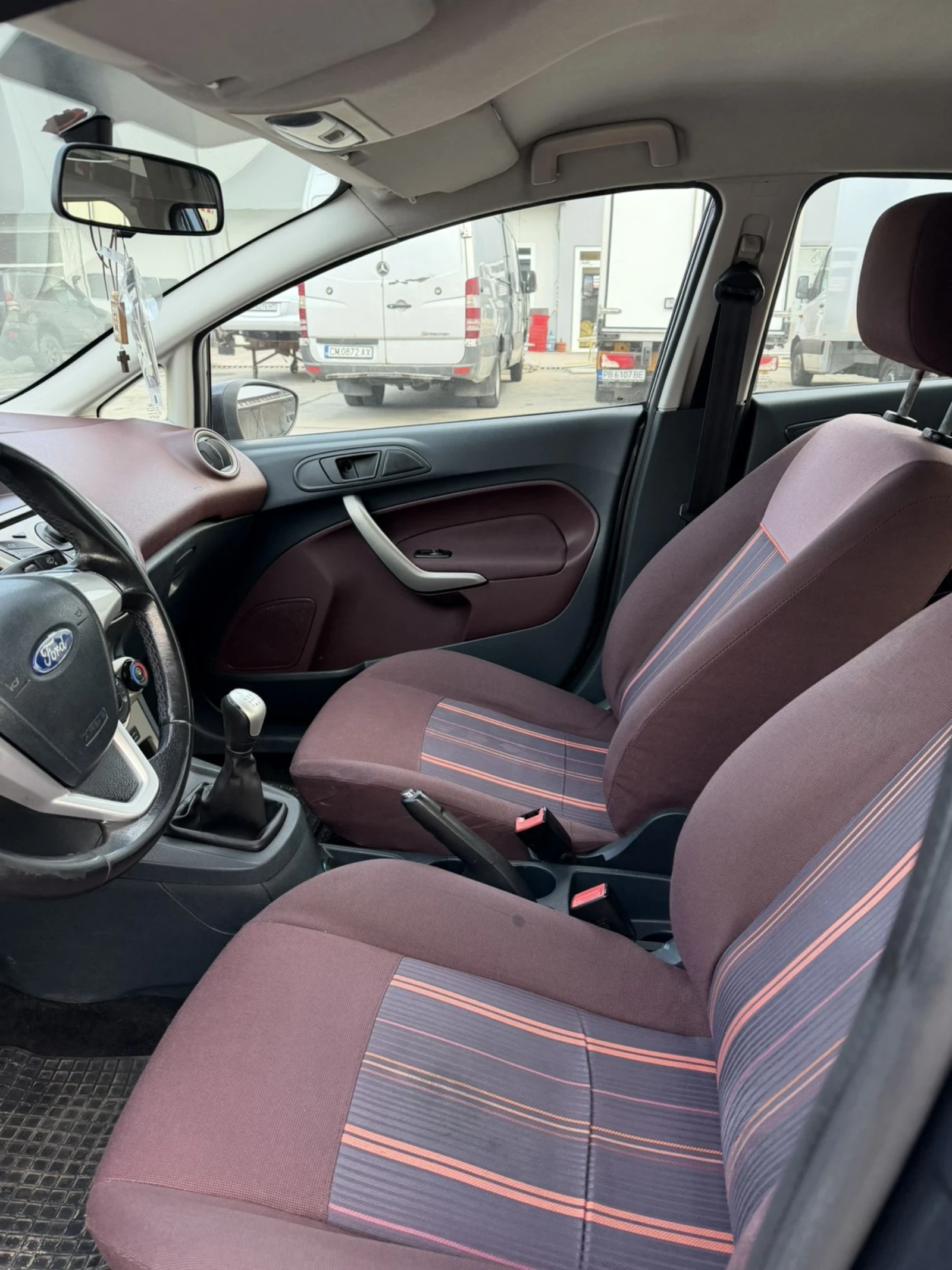 Ford Fiesta 1.4 - изображение 6